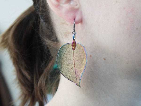 Bravery Leaf Necklace and Earrings Set - Image 5