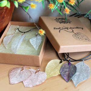 Bravery Leaf Necklace and Earrings Set